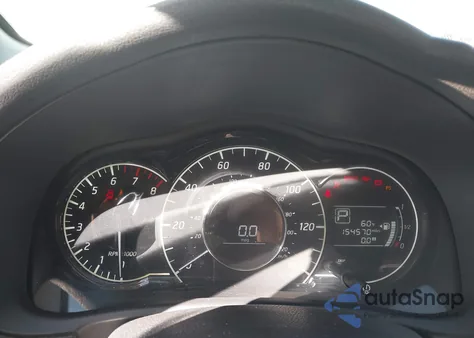 2015 Nissan Versa Note S (Sr)/S Plus/Sl/Sr/Sv z USA, uszkodzony, nr VIN 3N1CE2CP5FL351603